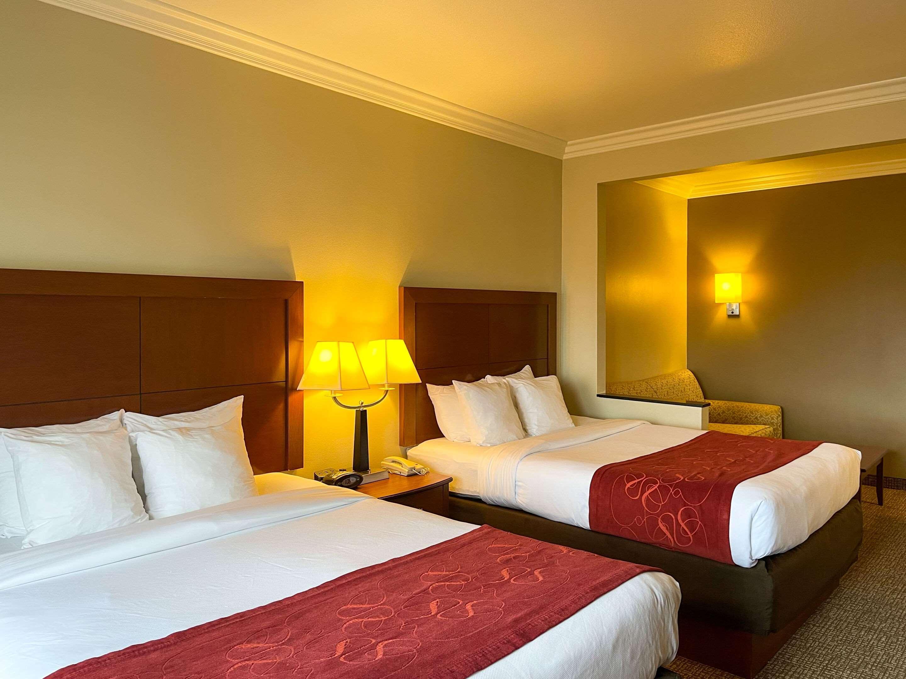 Comfort Suites Oceanside Camp Pendleton Area Экстерьер фото