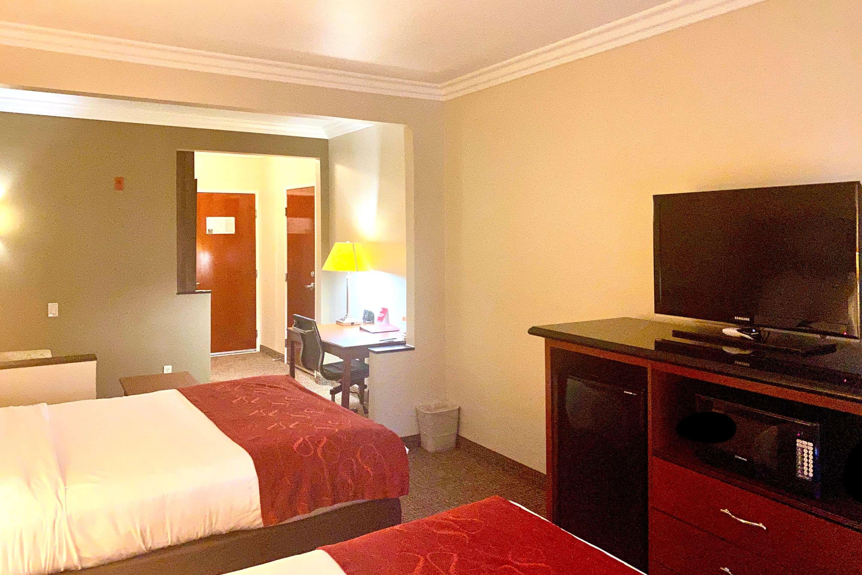 Comfort Suites Oceanside Camp Pendleton Area Экстерьер фото