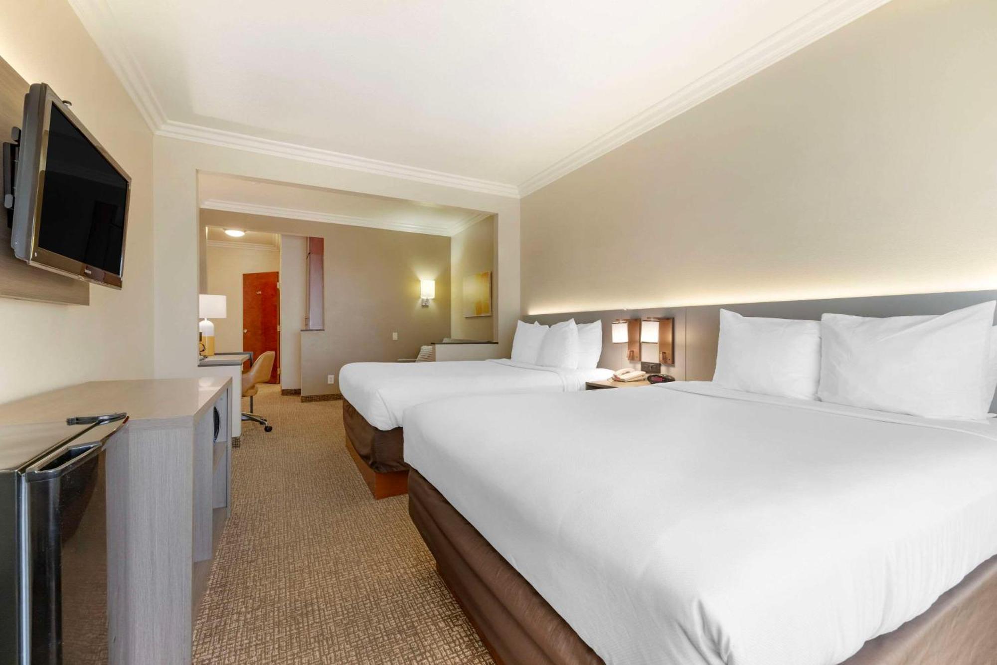 Comfort Suites Oceanside Camp Pendleton Area Экстерьер фото
