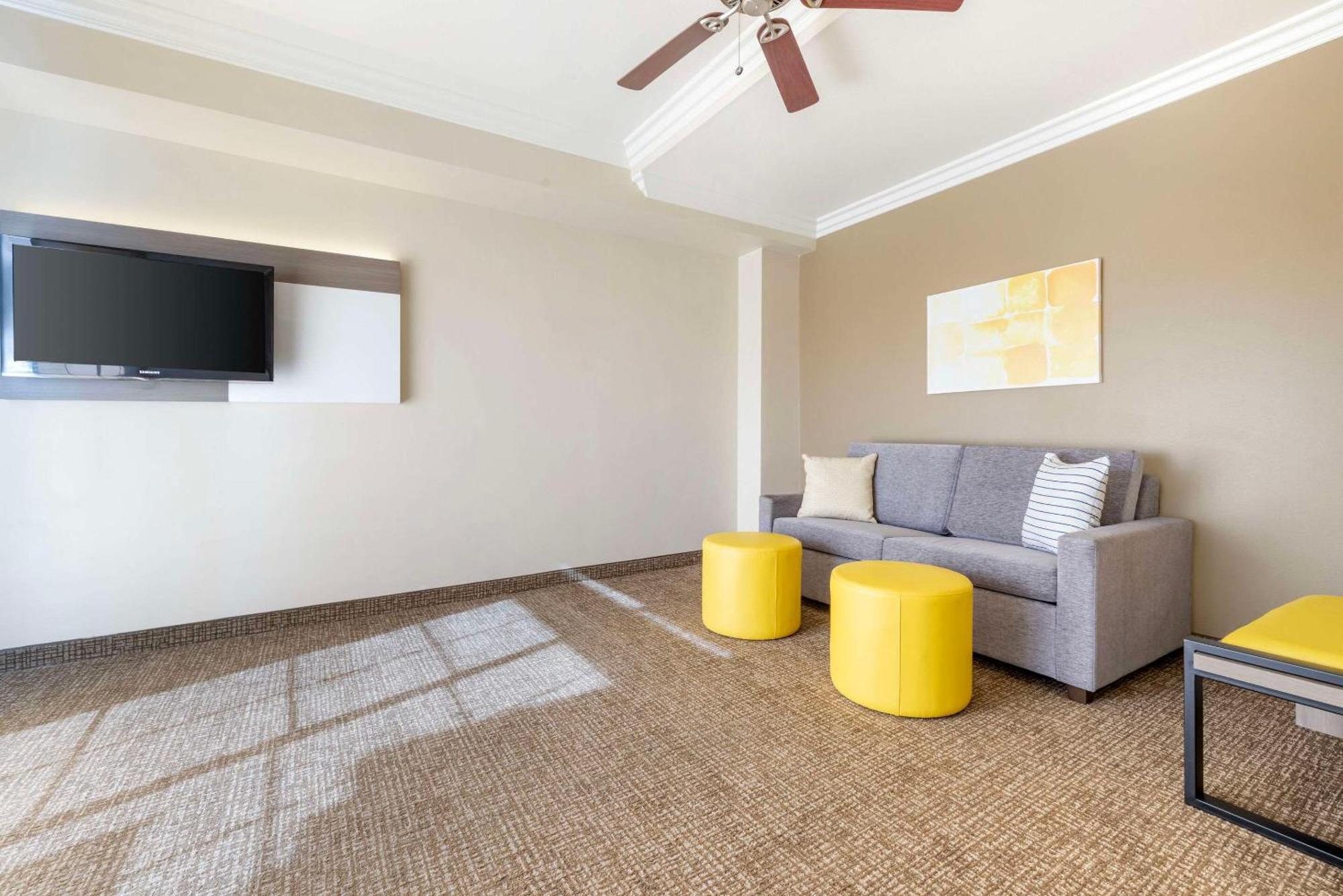 Comfort Suites Oceanside Camp Pendleton Area Экстерьер фото